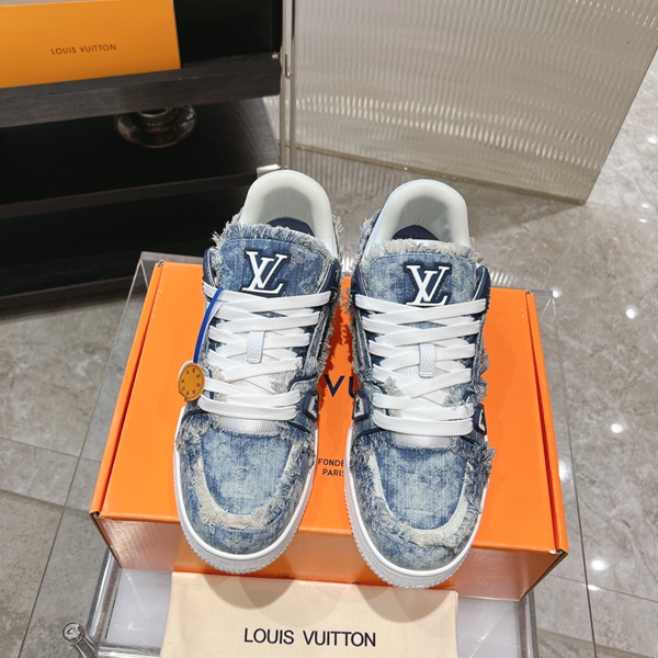 ルイヴィトン靴正面デザイン